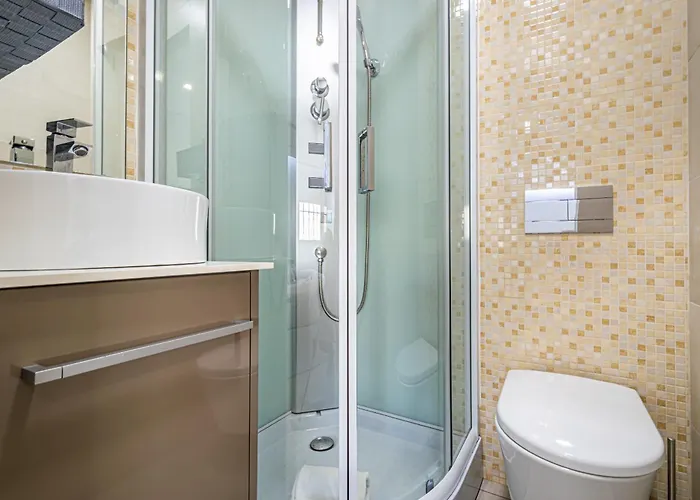 Beguest Aveiros View *